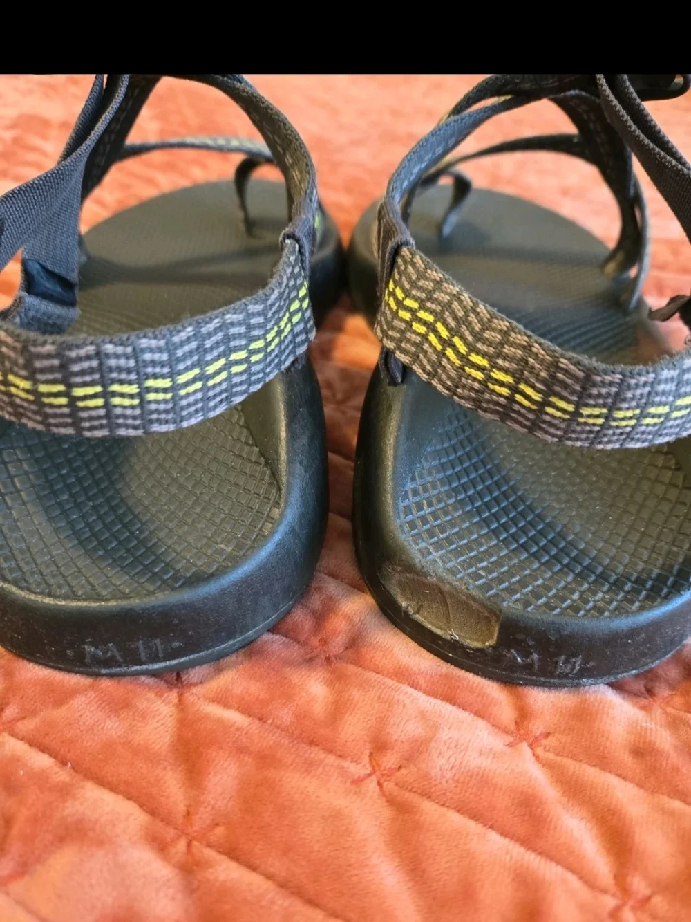 Chaco Z/2 Mens 11 Sandals Yellow Accent Straps Original Great Condition